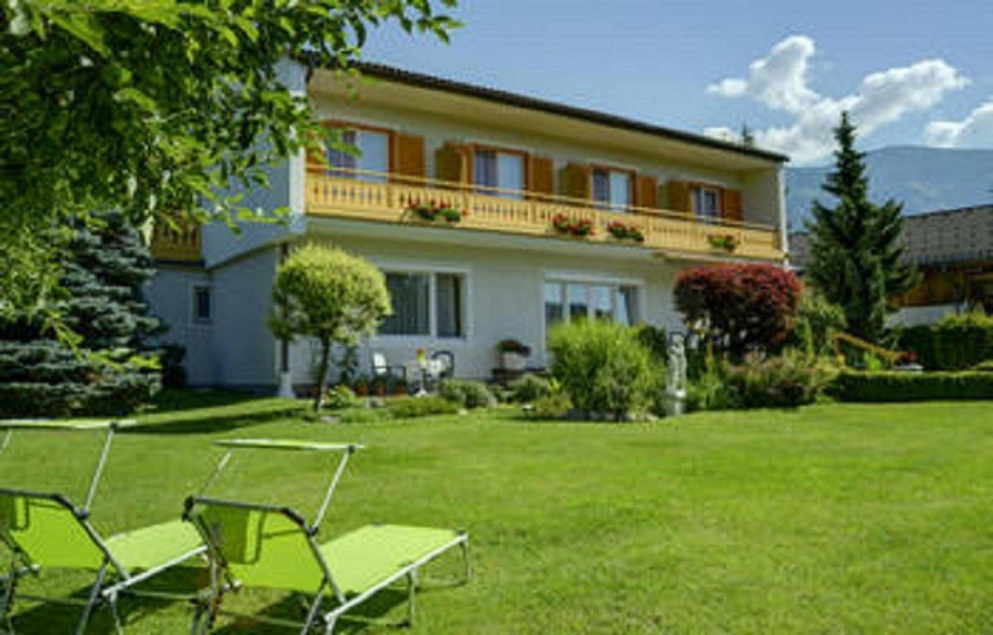 Fruehstueckspension Haus Golker Seeboden Exterior photo
